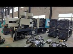 प्लास्टिक बियर के डिब्बे ऑटो इंजेक्शन मोल्डिंग मशीन रंग अनुकूलन